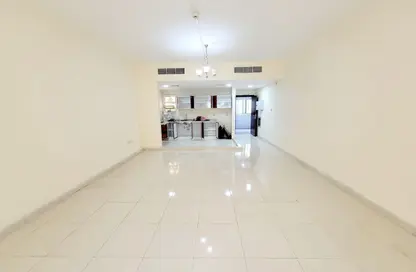 شقة - 1 حمام للايجار في مبنى جي جي كو مويلح - تجارية مويلح - الشارقة