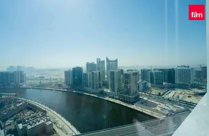 Apartment - 1 Bathroom for rent in Damac Maison Prive B - Damac Maison Prive - Business Bay - Dubai