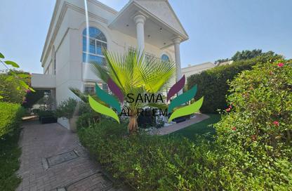 Villa - 5 - 5 for rent in Jumeirah 1 Villas - Jumeirah 1 - Jumeirah - Dubai Villa - 5 - 5 for rent in Jumeirah 1 Villas - Jumeirah 1 - Jumeirah - Dubai