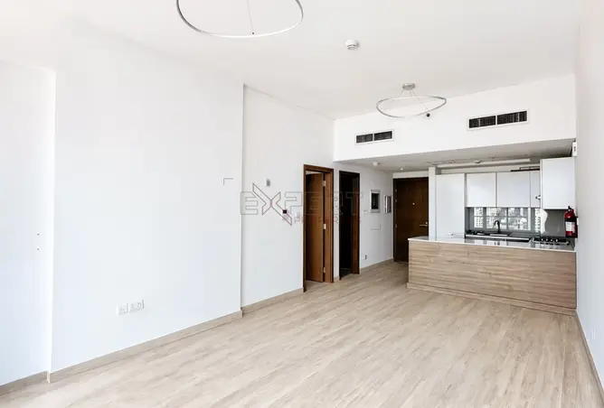 152824290 - Property Image 2
