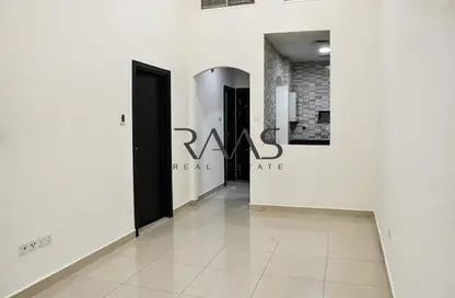 شقة - غرفة نوم - 2 حمامات للايجار في البراحة - ديرة - دبي