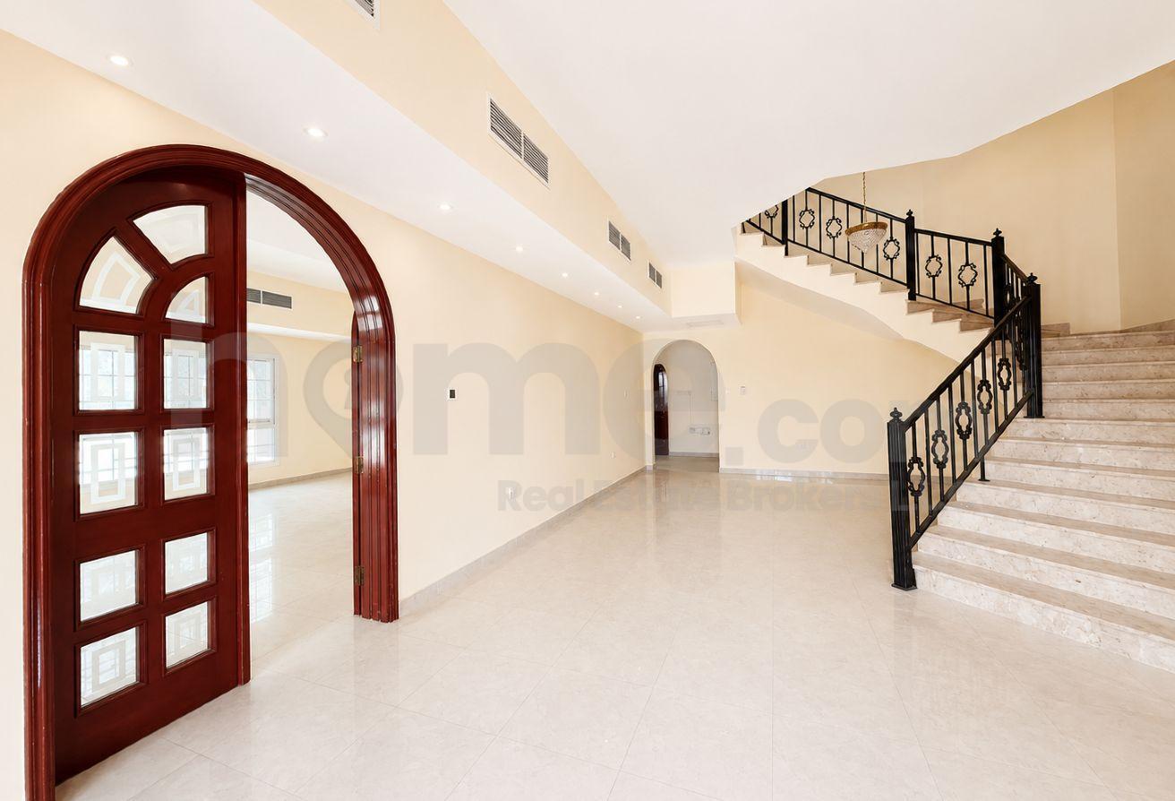 Ready to Move In | Huge Villa with swimming pool photo 10