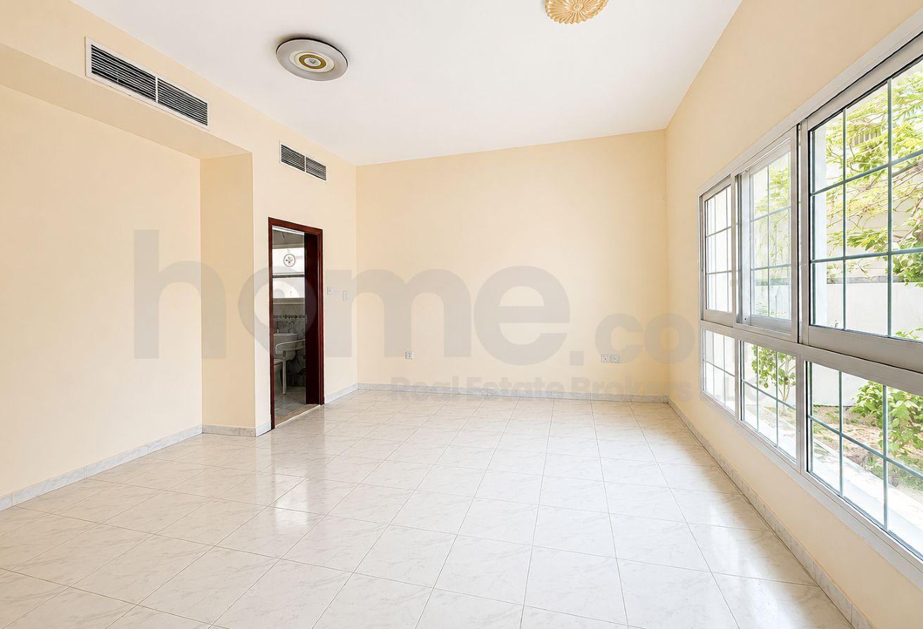 Ready to Move In | Huge Villa with swimming pool photo 20