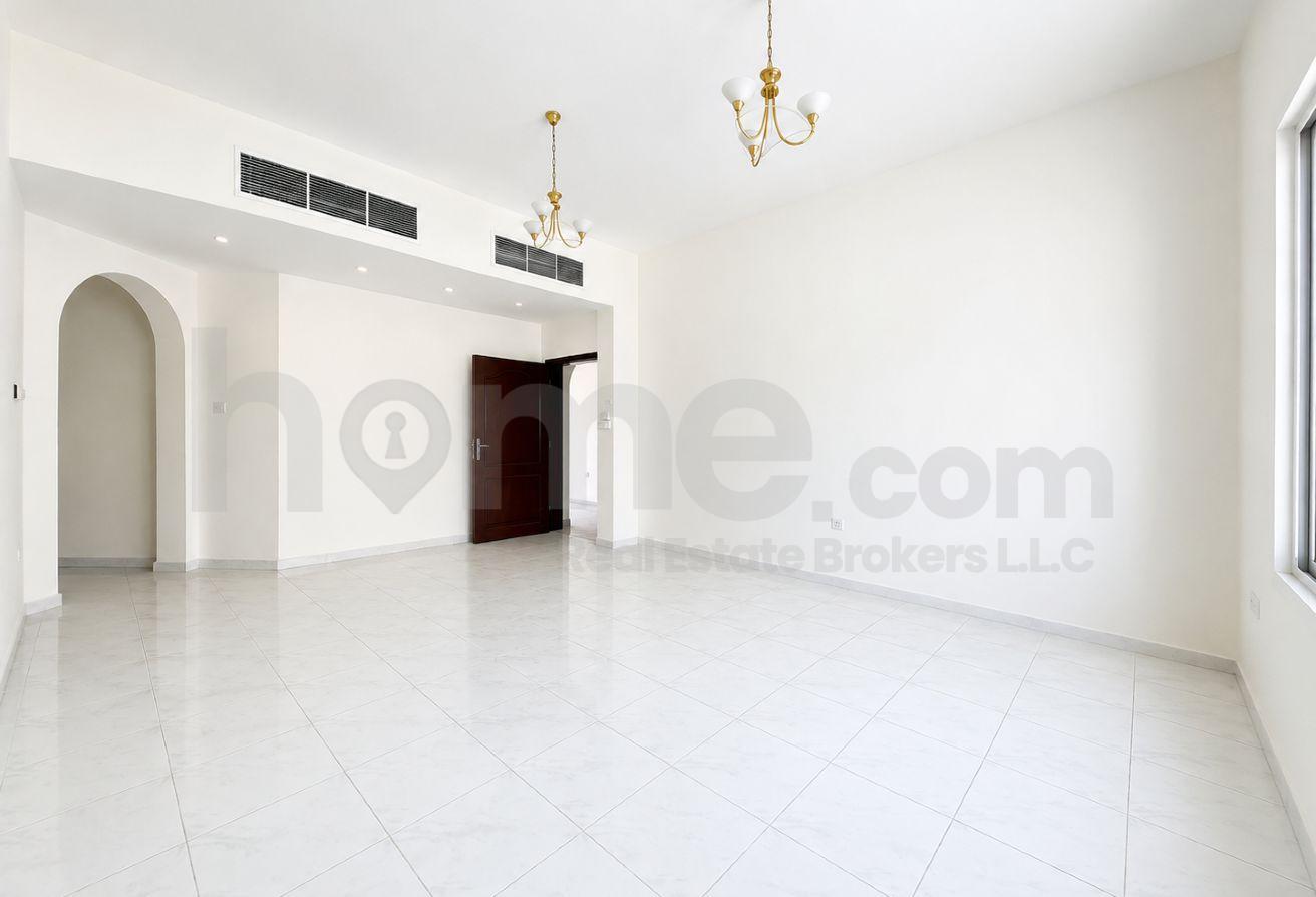 Ready to Move In | Huge Villa with swimming pool photo 28