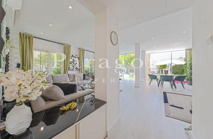 Villa - 2 Bedrooms - 3 Bathrooms for rent in Springs 7 - The Springs - Dubai Villa - 2 Bedrooms - 3 Bathrooms for rent in Springs 7 - The Springs - Dubai