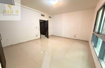 Apartment - 4 Bedrooms - 5 Bathrooms for rent in Corniche Road - Abu Dhabi