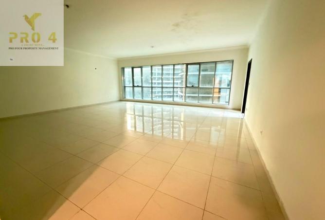 135654499 - Property Main Image