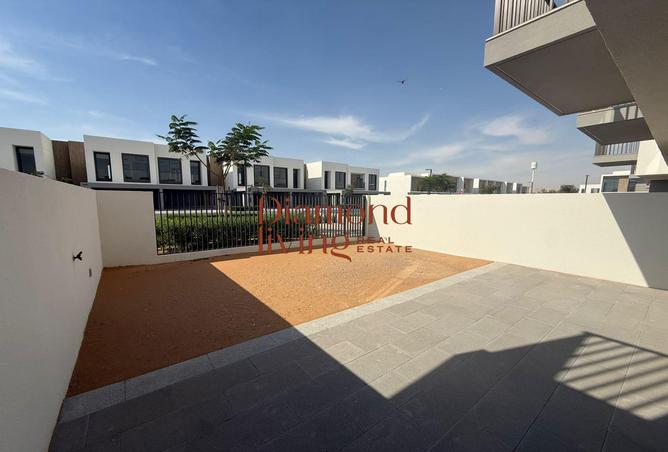 79411238 - Property Main Image