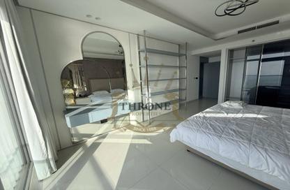 Apartment - 3 Bedrooms - 3 Bathrooms for rent in Paramount Tower Hotel  and  Residences - Business Bay - Dubai