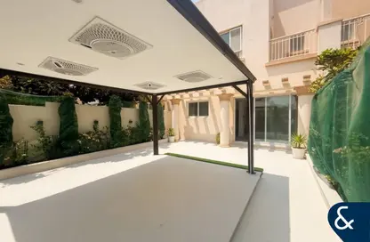 Villa - 2 Bedrooms - 3 Bathrooms for rent in Springs 2 - The Springs - Dubai