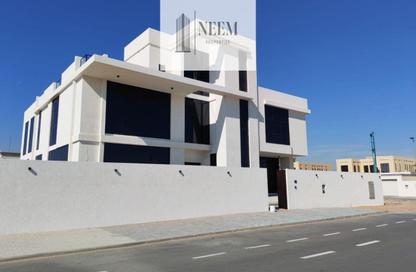 Villa - Studio - 4 for rent in Nad Al Sheba 4 - Nad Al Sheba - Dubai