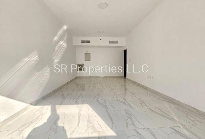 73112244 - Property Image 2