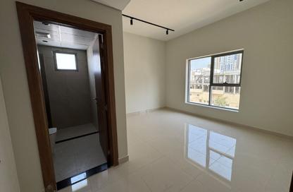 Apartment - 1 - 2 for rent in Al Nuaimiya Towers - Al Nuimiya 1 - Al Nuaimiya - Ajman