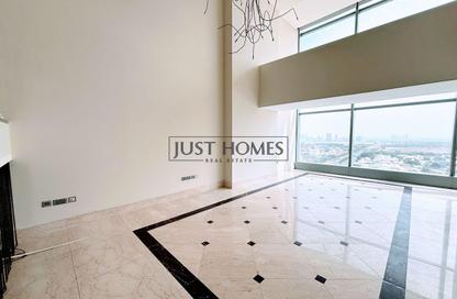 Apartment - 3 - 3 for rent in Jumeirah Living - Trade Centre Second - World Trade Center - Dubai