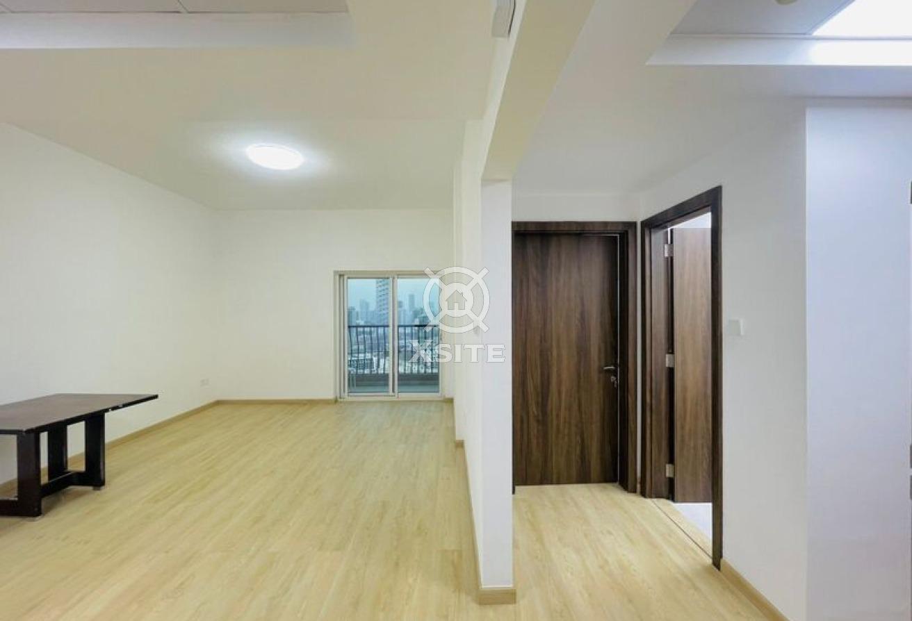 Spacious 1 BR | Well Maintained | High Floor photo 10