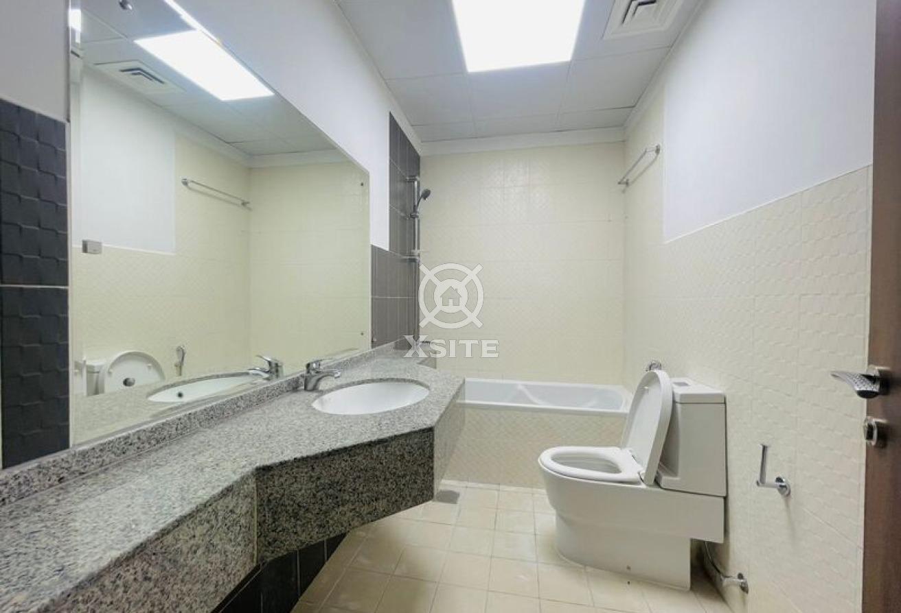 Spacious 1 BR | Well Maintained | High Floor photo 22