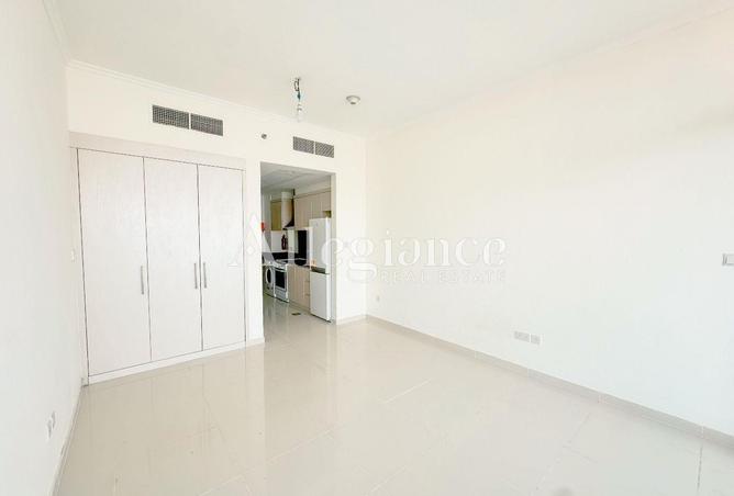 81935575 - Property Image 3