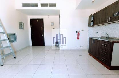 Apartment - Studio - 1 Bathroom for rent in Muwaileh - Sharjah
