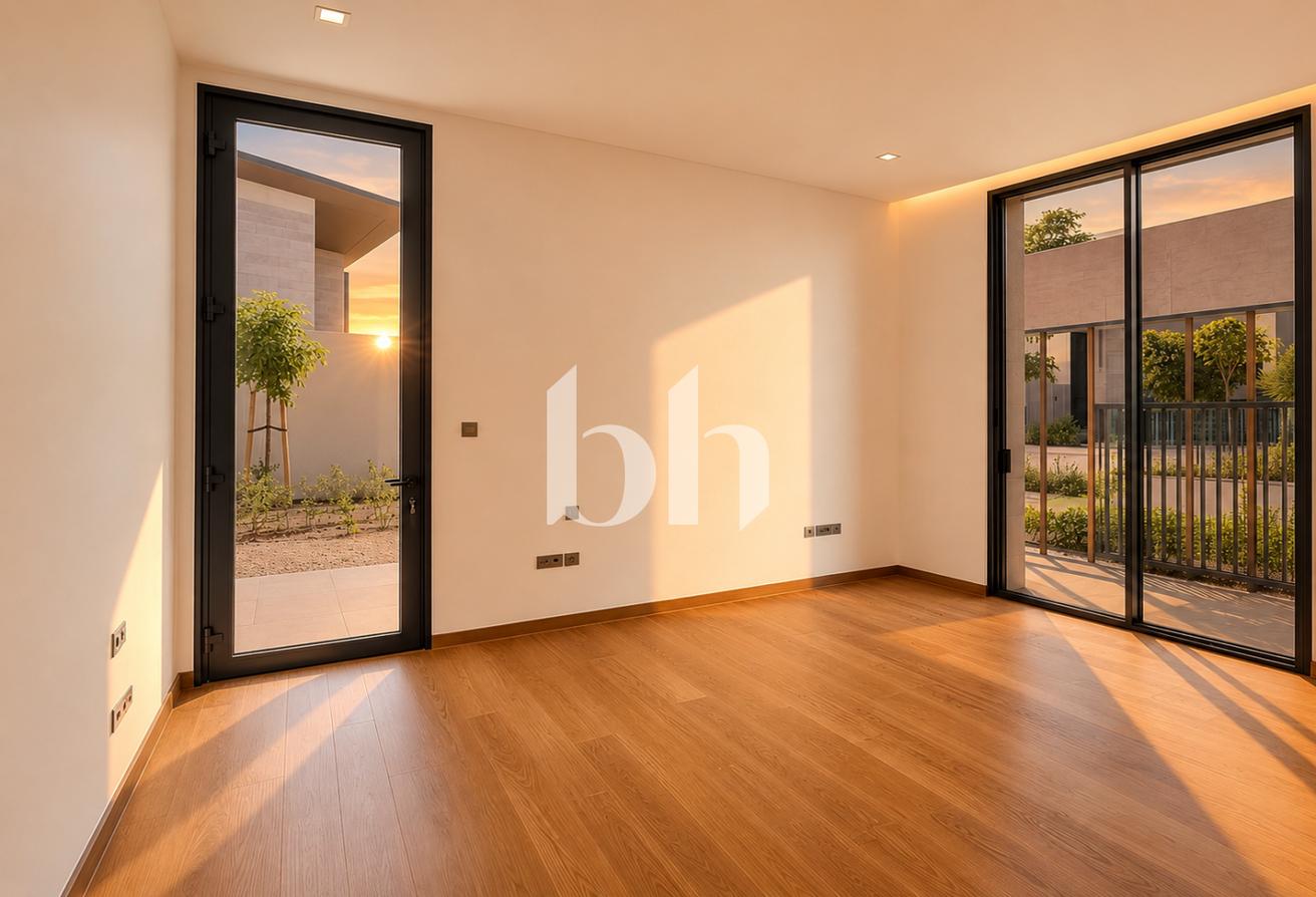 Upgraded Mansion | Single Row | Genuine Listing photo 18