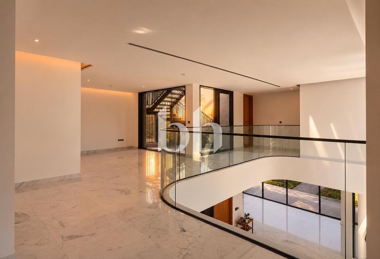 Upgraded Mansion | Single Row | Genuine Listing photo 10