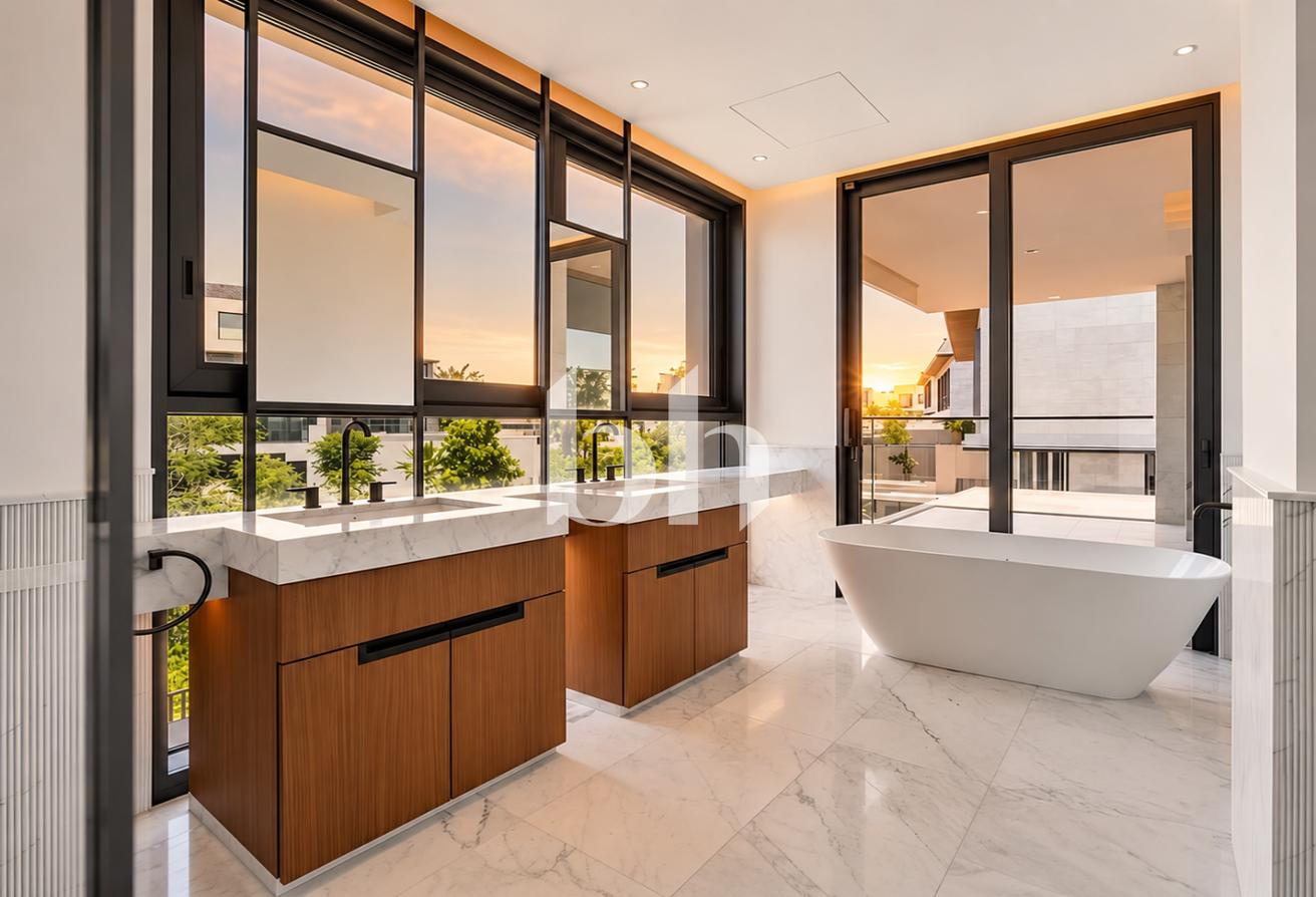 Upgraded Mansion | Single Row | Genuine Listing photo 12