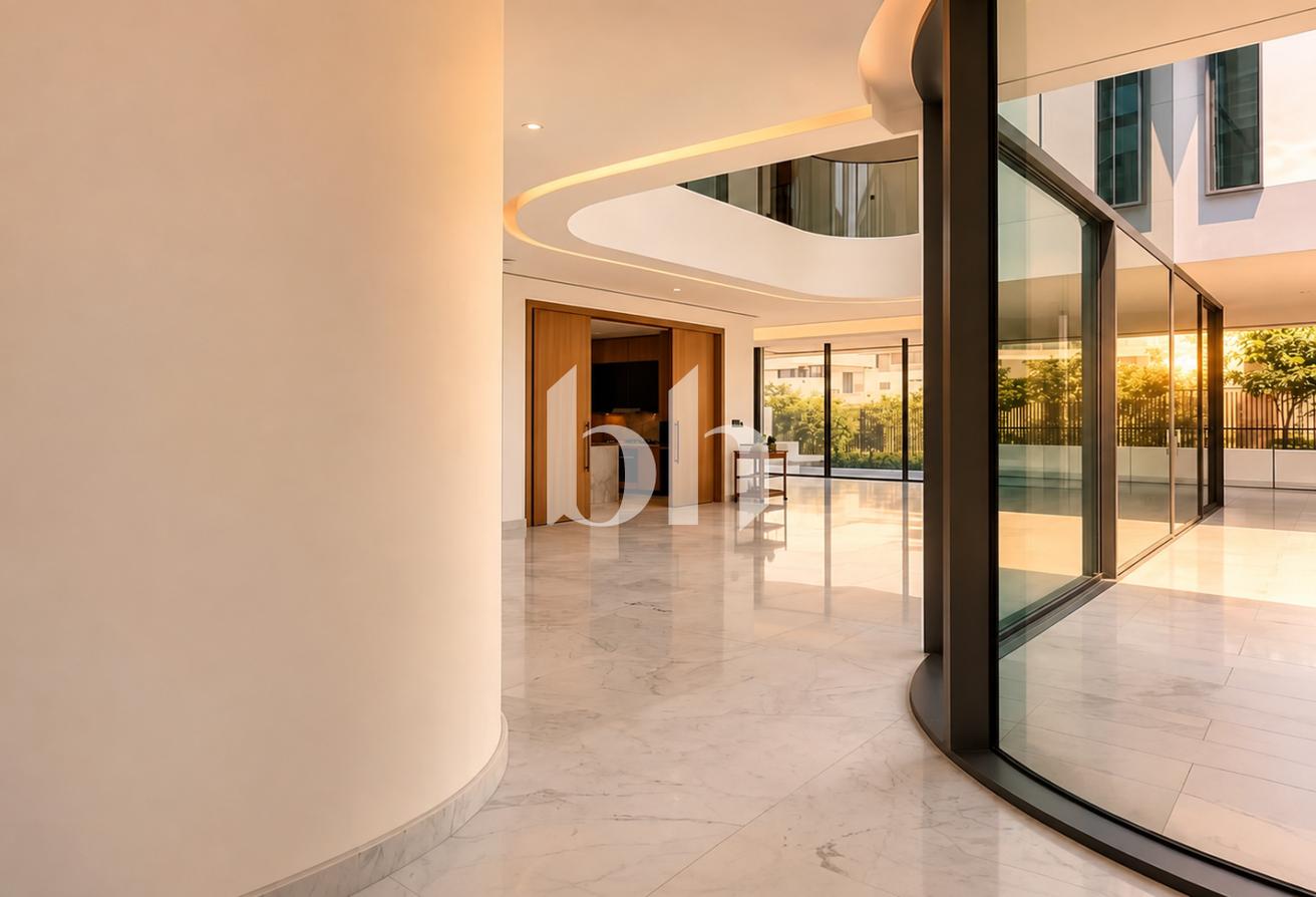 Upgraded Mansion | Single Row | Genuine Listing photo 2