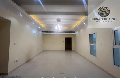 Villa - 2 Bedrooms - 4 Bathrooms for rent in Al Warqa'a 3 - Al Warqa'a - Dubai