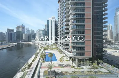 Office Space - Studio for rent in Lake Central - Business Bay - Dubai