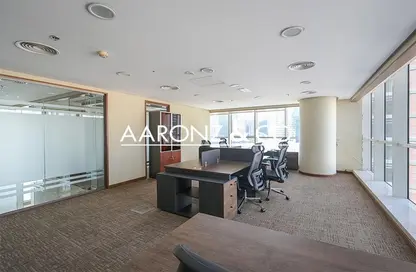 مكتب - استوديو للايجار في البحيرة المركزية - الخليج التجاري - دبي