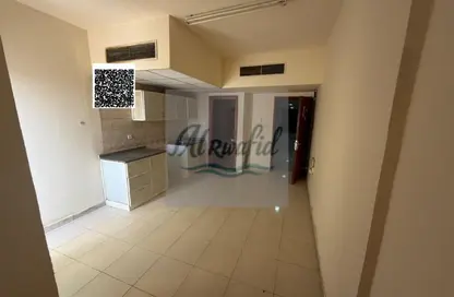 Apartment - Studio - 1 Bathroom for rent in Al Rawda 1 - Al Rawda - Ajman