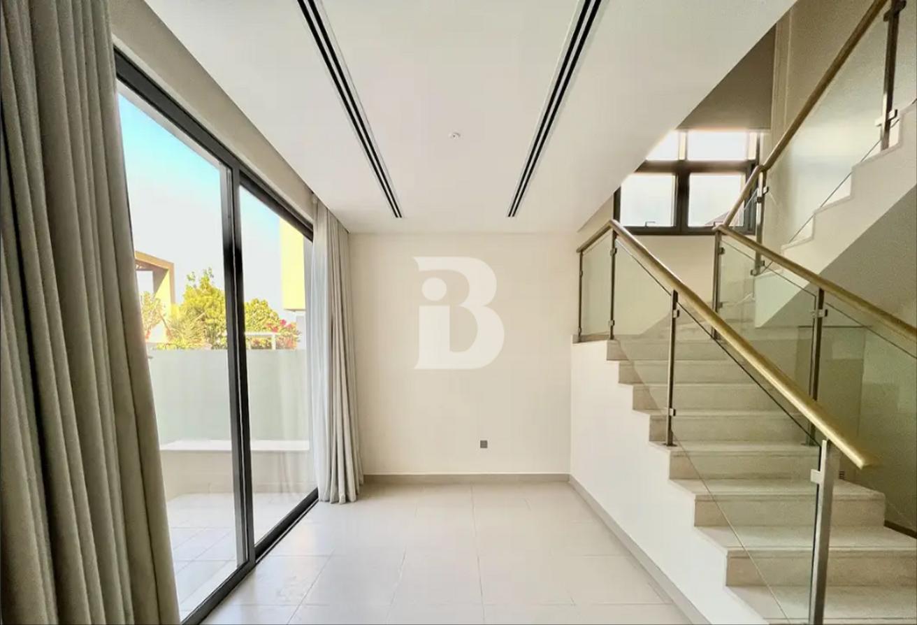 Premium Villa | Move-In Ready | Vacant photo 5