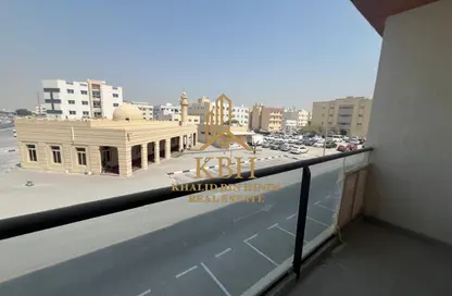 شقة - 3 غرف نوم - 3 حمامات للايجار في مجمع مويلح - تجارية مويلح - الشارقة شقة - 3 غرف نوم - 3 حمامات للايجار في مجمع مويلح - تجارية مويلح - الشارقة