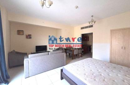 Apartment - Studio - 1 Bathroom for rent in Building IC1-EMR-17 - Emirates Cluster - International City - Dubai Apartment - Studio - 1 Bathroom for rent in Building IC1-EMR-17 - Emirates Cluster - International City - Dubai