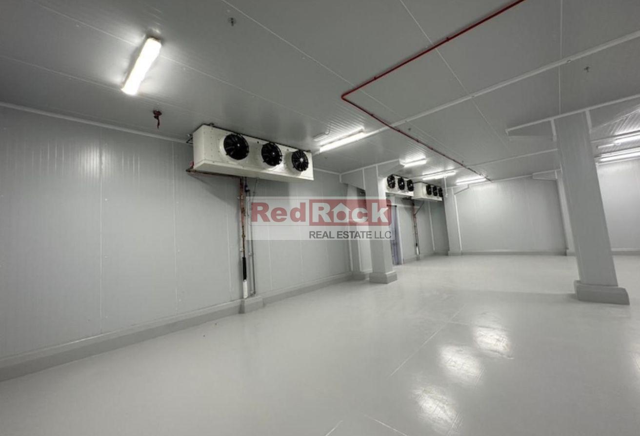 TaxFree Warehouse with 60kw power & Centralized AC