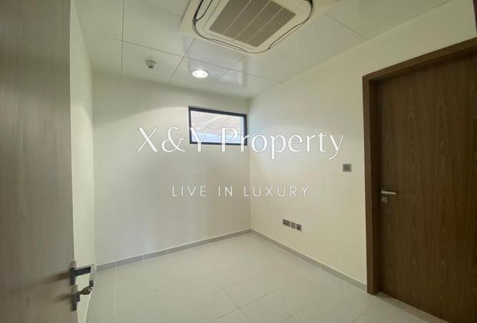 71901207 - Property Image 3