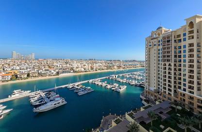 Apartment - 2 - 3 for sale in Marina Residences 4 - Marina Residences - Palm Jumeirah - Dubai