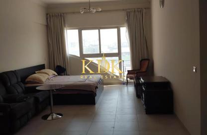 Apartment - 1 - 2 for rent in Mediterranean - Canal Residence - Dubai Sports City - Dubai