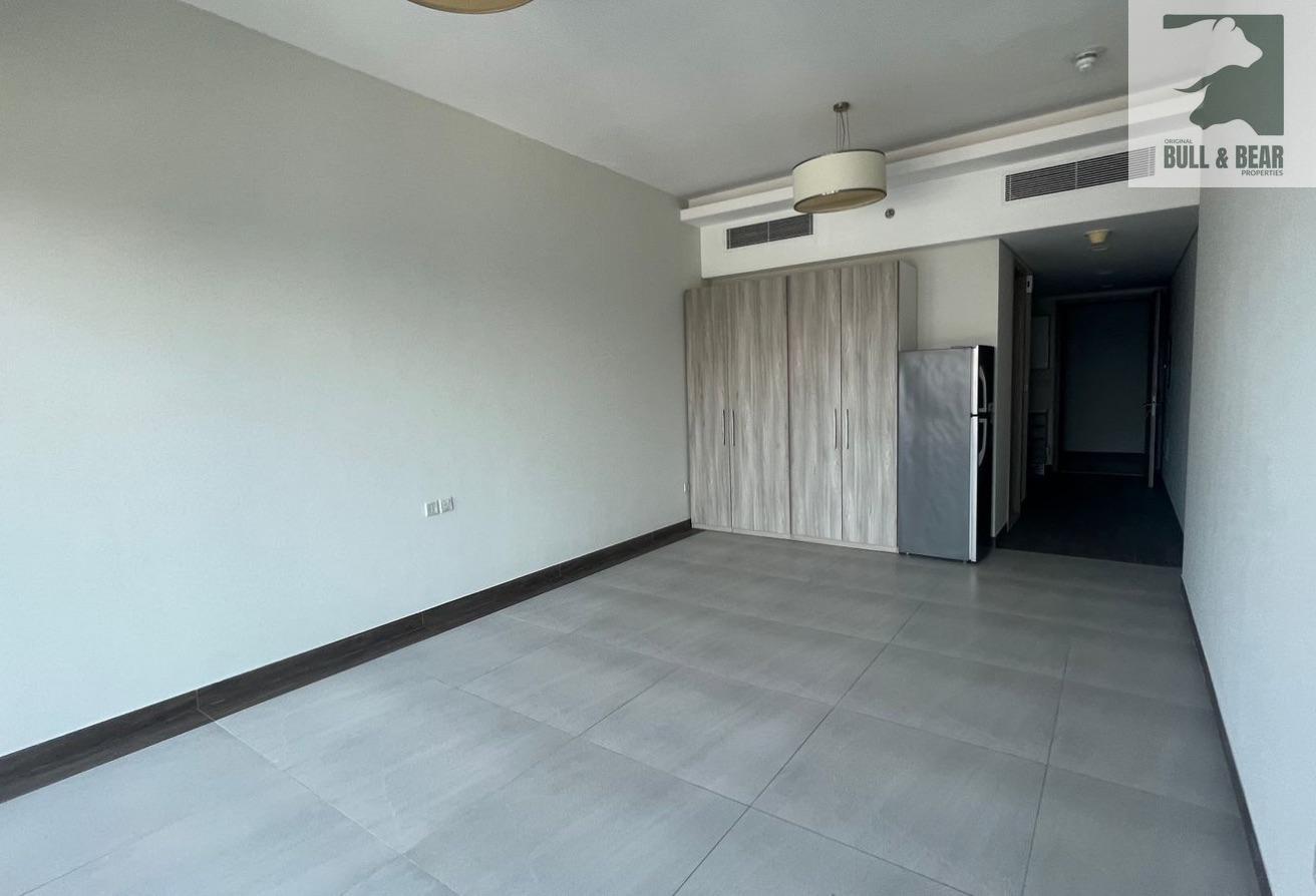 Elegant Studio | Modern Living | Prime Location photo 5