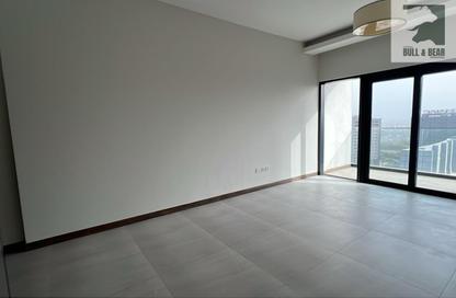 Apartment - Studio - 1 for rent in SOL Bay - Business Bay - Dubai
