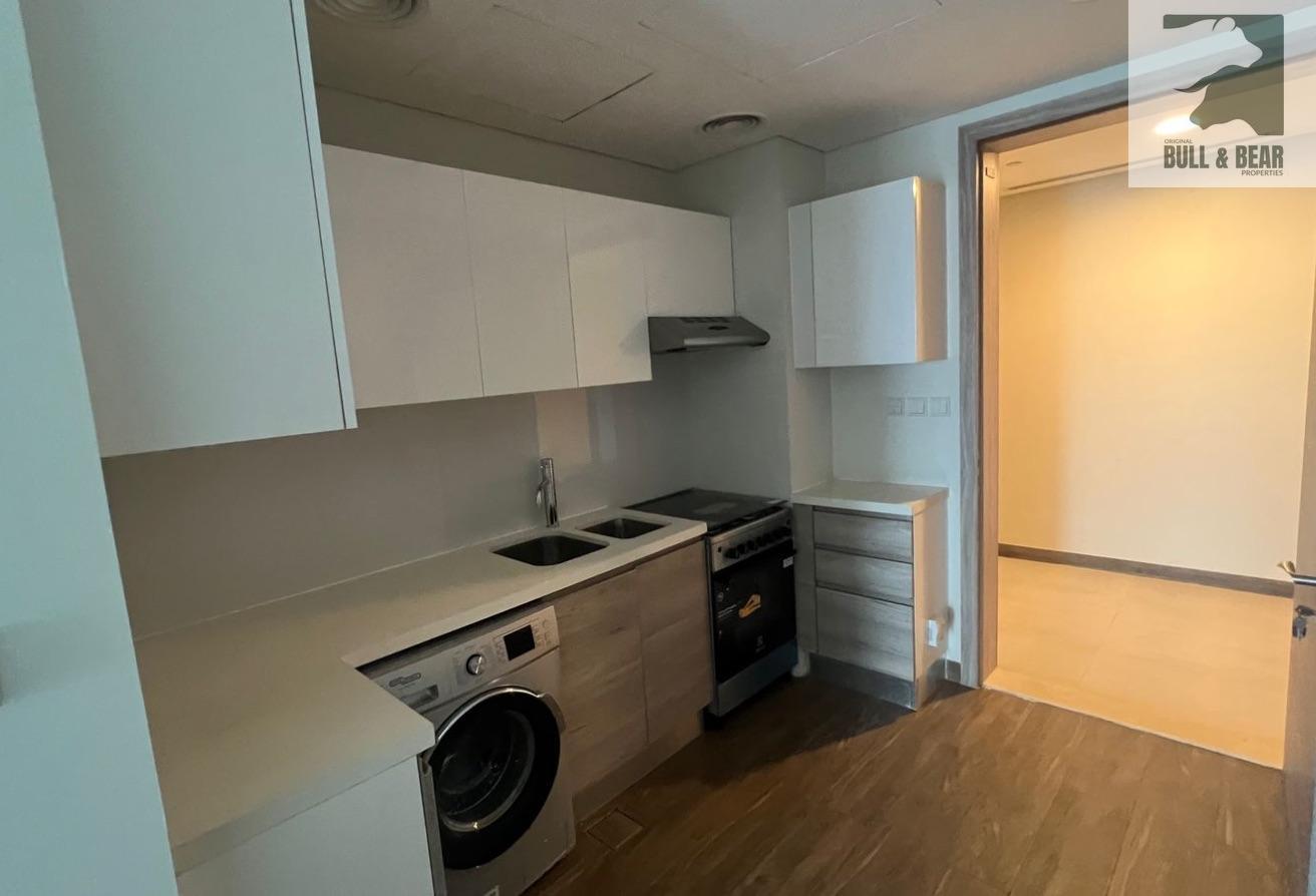 Elegant Studio | Modern Living | Prime Location photo 6