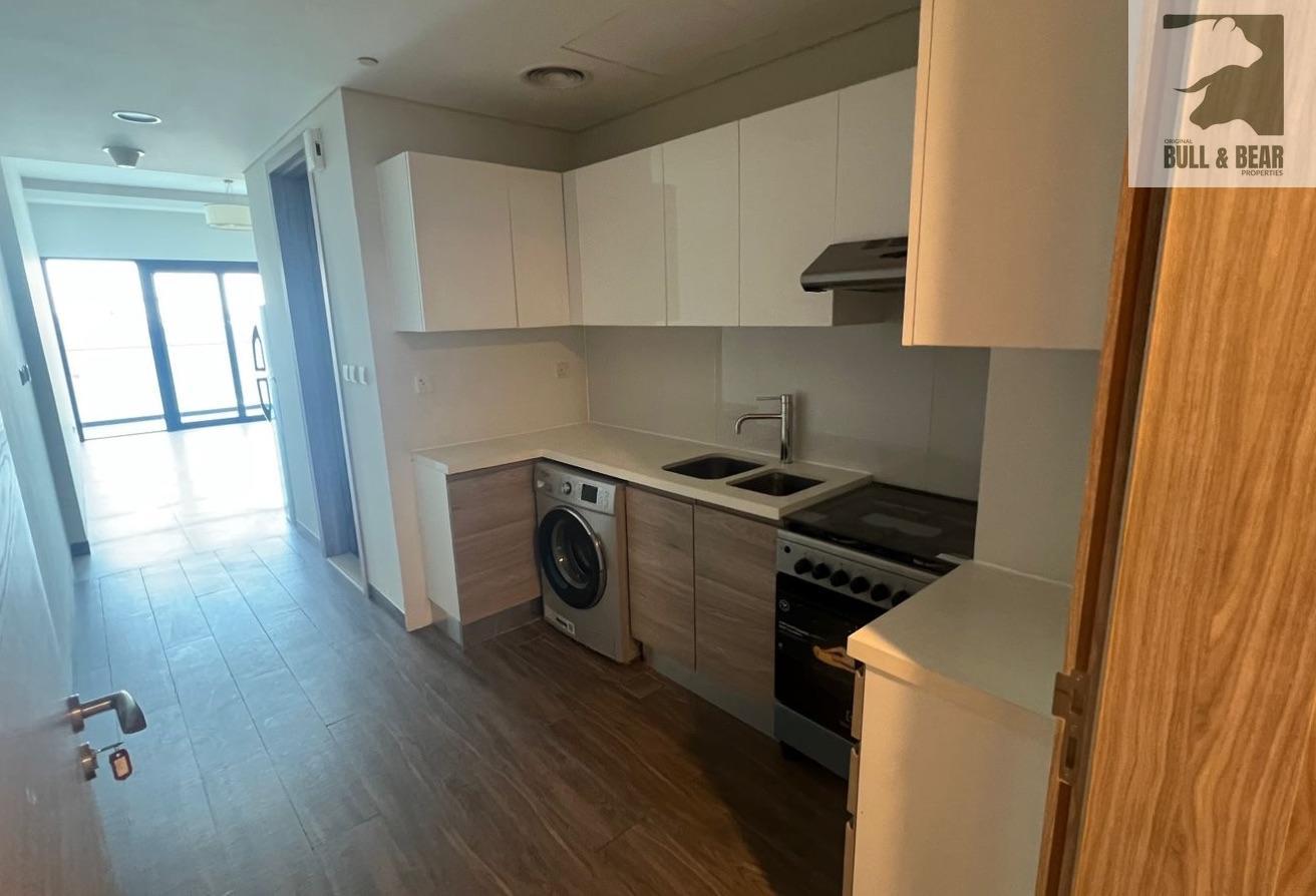 Elegant Studio | Modern Living | Prime Location photo 9