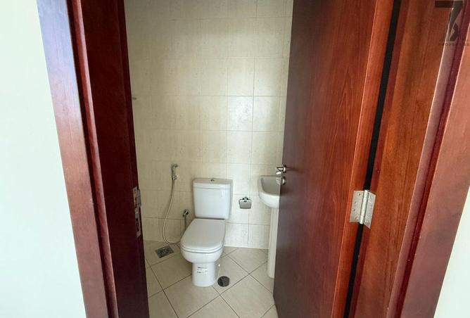 70268579 - صورة العقار 3