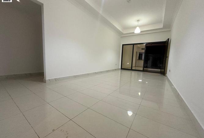 89653712 - Property Main Image