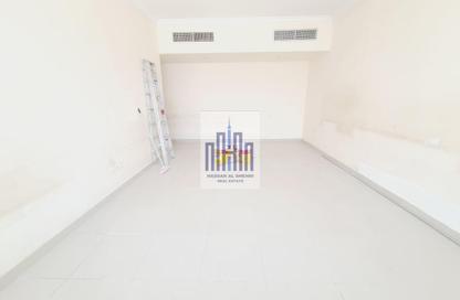 Apartment - 1 Bedroom - 1 Bathroom for rent in Muwailih Building - Muwaileh - Sharjah