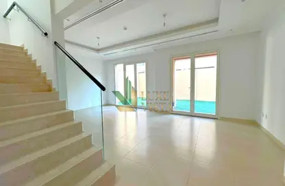 Villa - 3 Bedrooms - 4 Bathrooms for rent in Villa Lantana 2 - Villa Lantana - Dubai Science Park - Dubai