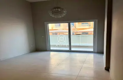 شقة - غرفة نوم - 2 حمامات للايجار في كابا أكا 1 - منطقة سكنية - دبي الجنوب (مركز دبي العالمي) - دبي