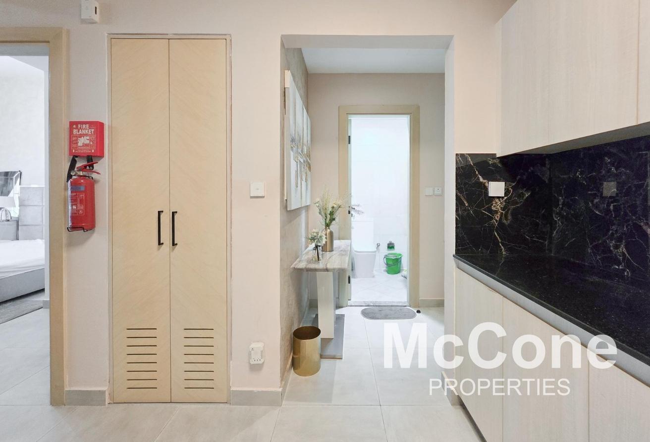 Modern Living | Fully Furnished | Prime Location photo 10