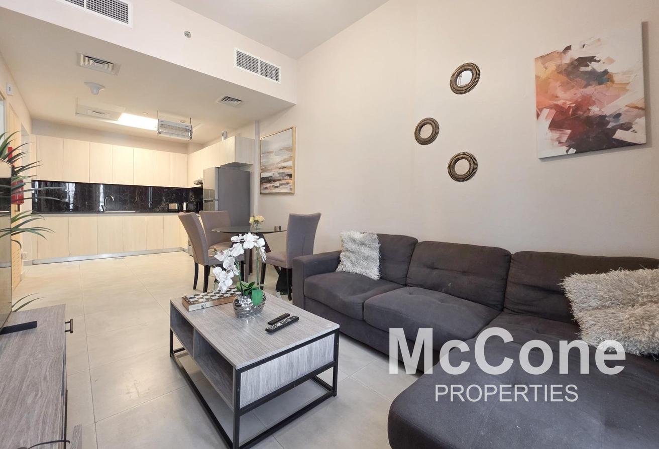 Modern Living | Fully Furnished | Prime Location photo 3