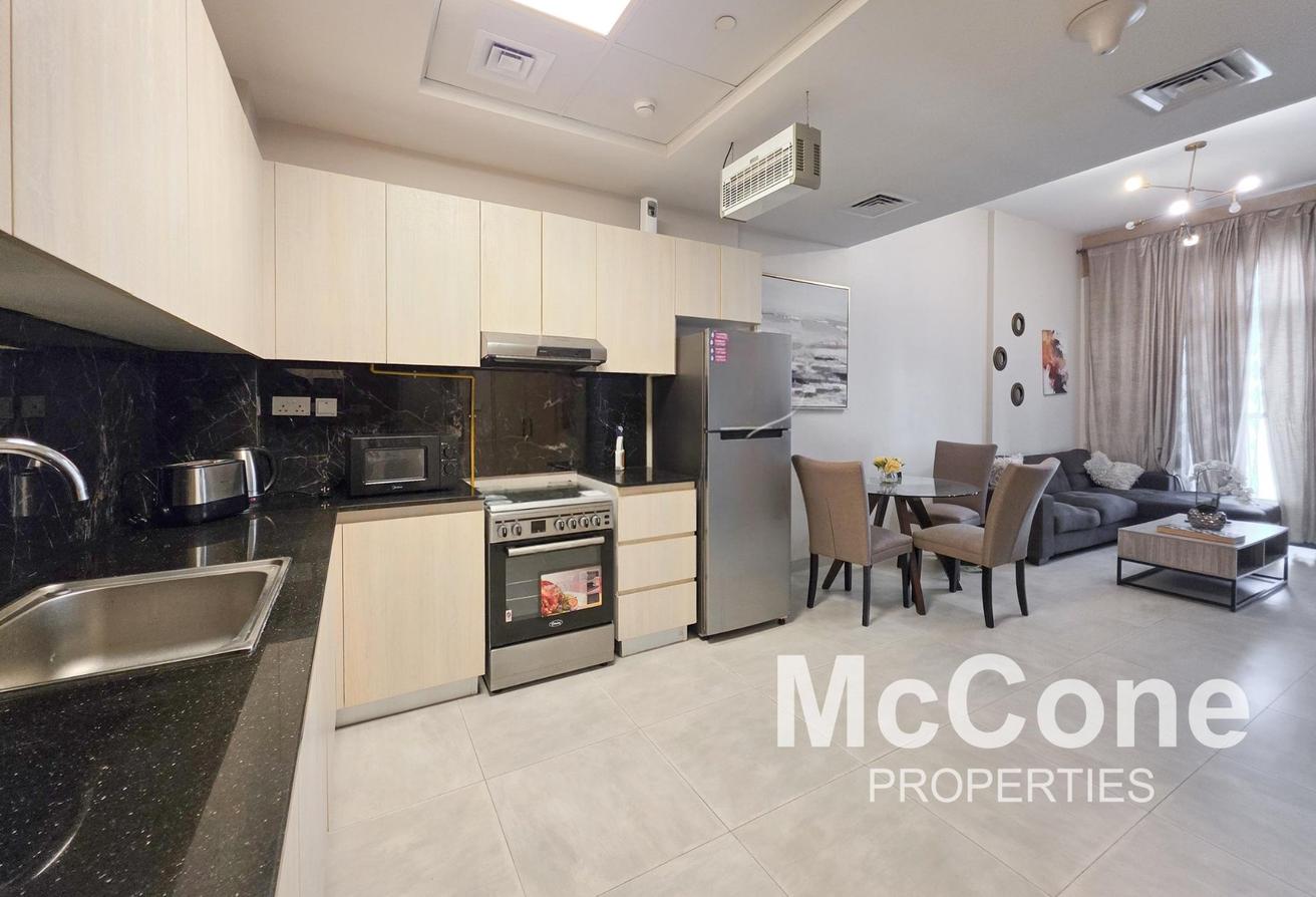 Modern Living | Fully Furnished | Prime Location photo 5