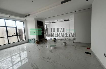 Villa - 4 - 6 for sale in Hoshi 1 - Hoshi - Al Badie - Sharjah